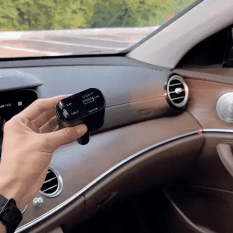 Cargador 4 en 1 para Auto | Carga Rápida